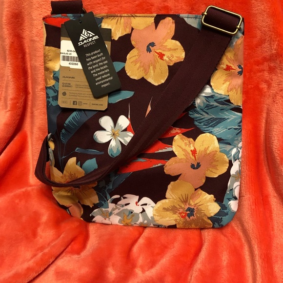 DAKINE Crossbody Bag - Picture 3 of 6